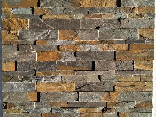 Graubrauner Schiefer