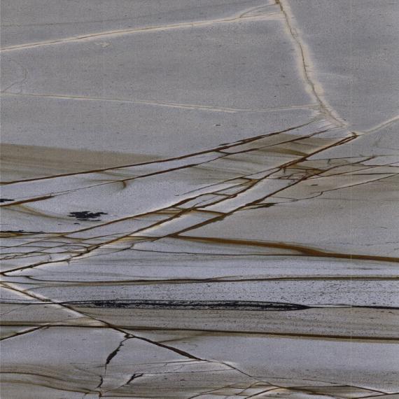 Blaue Marmorplatte aus Rom