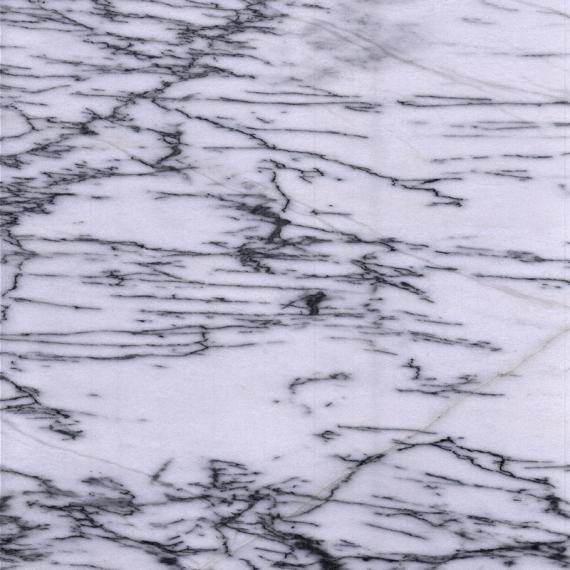 weiße Badezimmerbodenfliesen