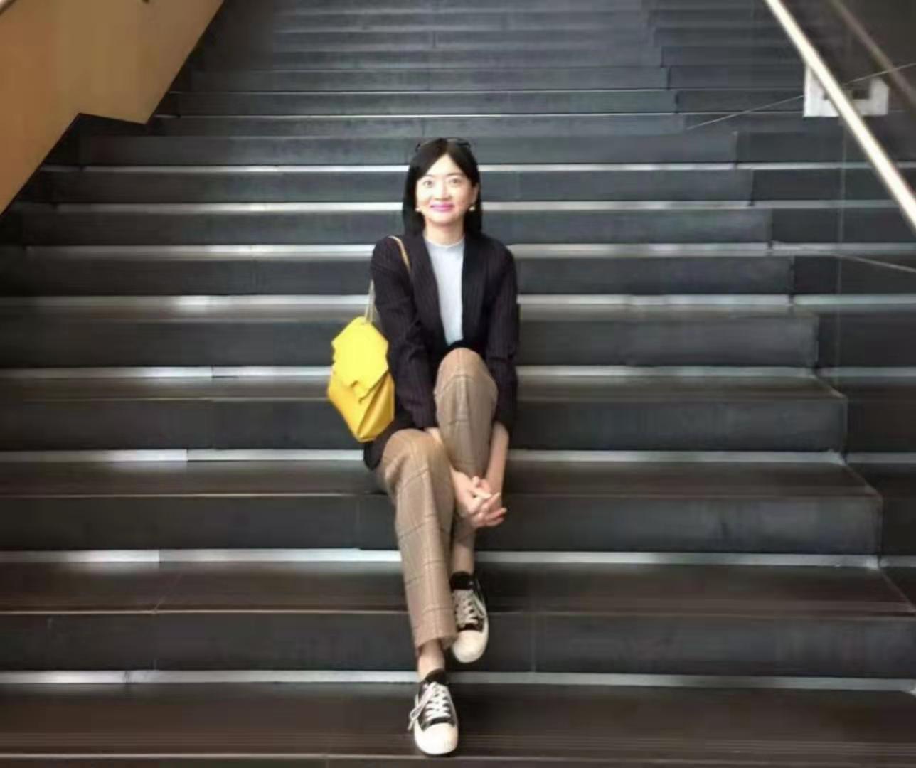 Eine Bibliothek aus Granit